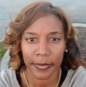 Meet your Posher, Latoya